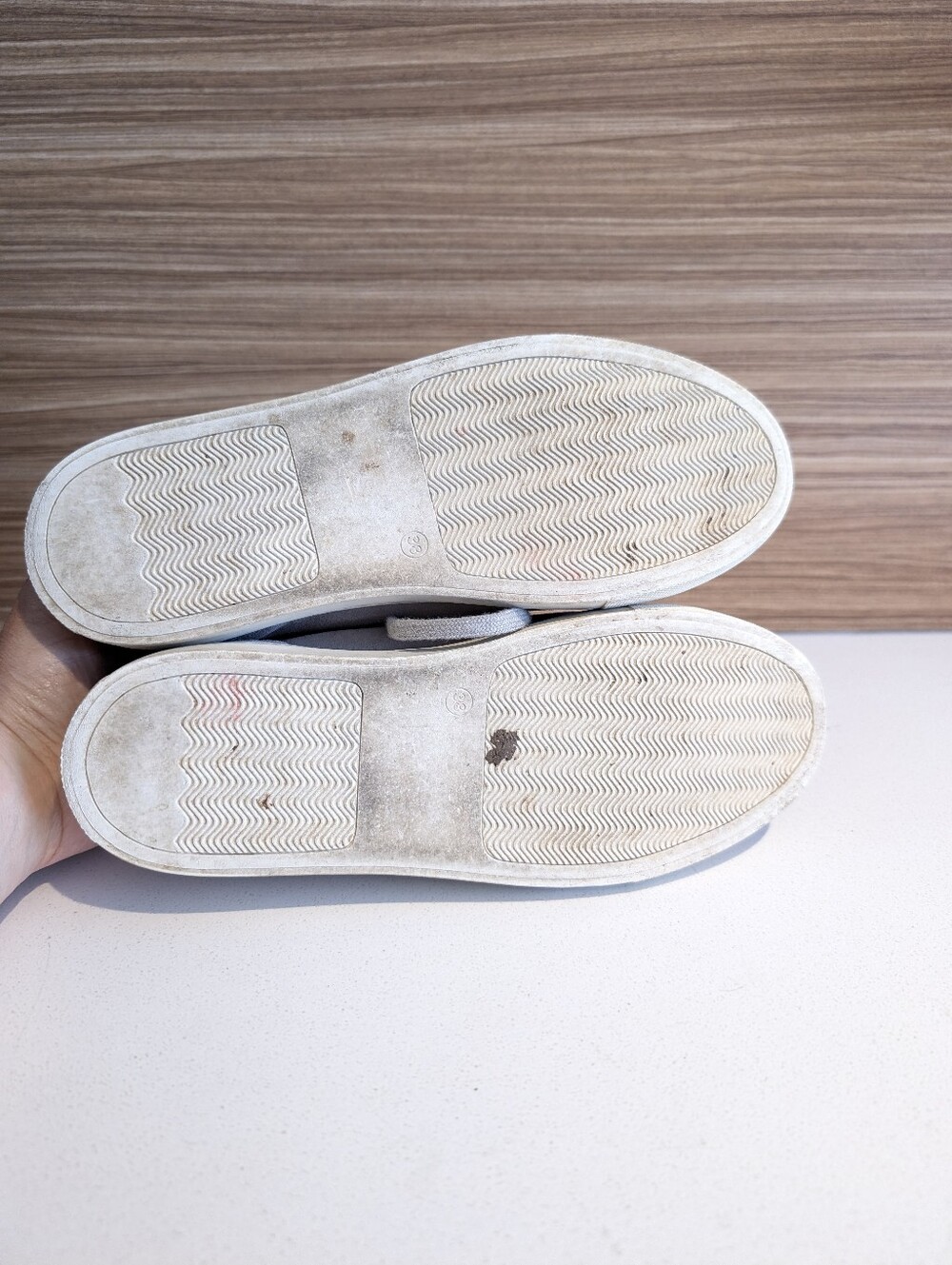 The White Company Gray Leather sneakers - Picture 3 of 5
